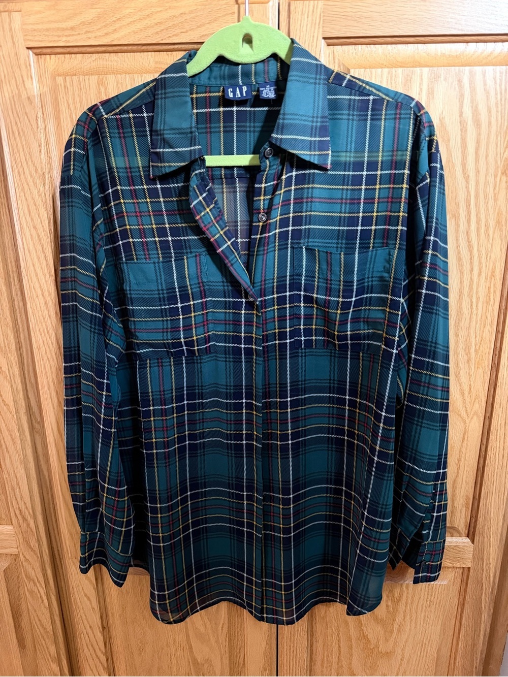 GAP Y2K Women’s Green and Navy Tartan Plaid Button-Down Chiffon Shirt